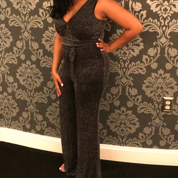 Glittery jumpsuit - Picture 2 of 3